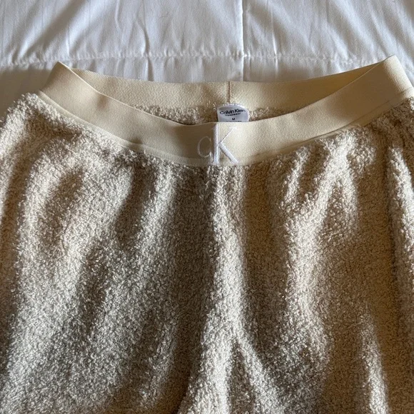 Calvin Klein Cozy Cream Textured Pants - Picture 2 of 10